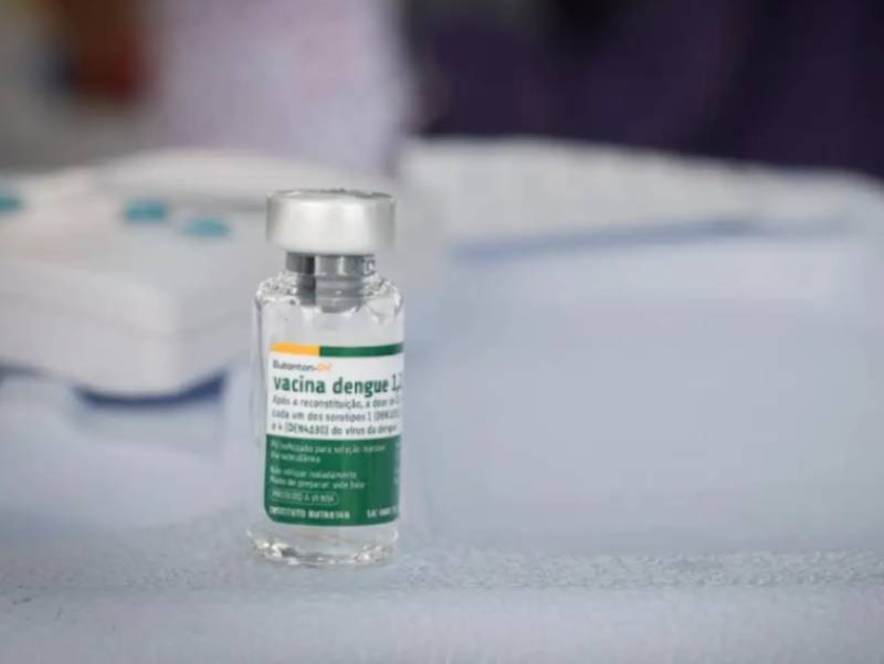 Butantan mantém estudo sobre vacina da dengue em idosos