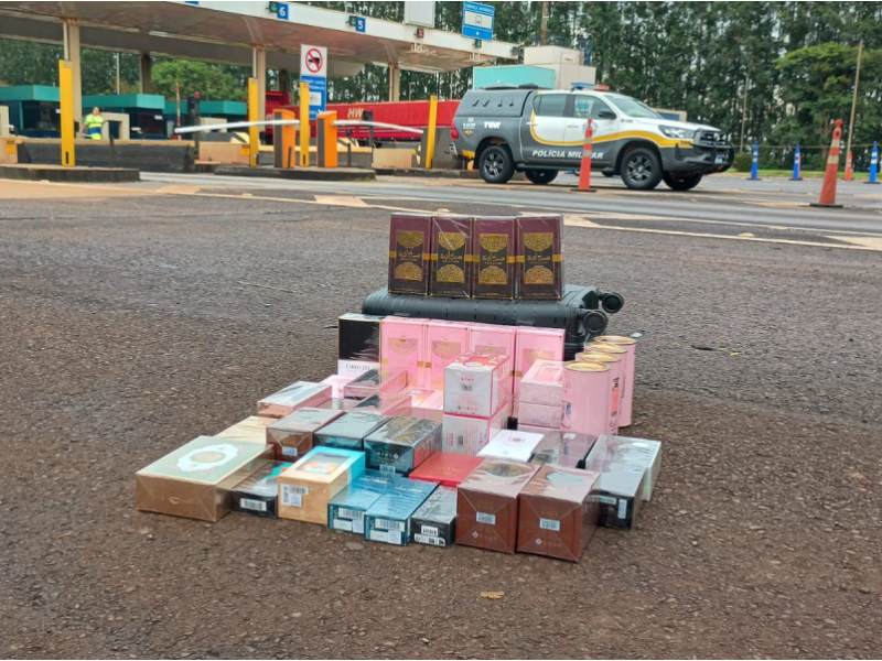 Polícia Rodoviária apreende mercadorias do Paraguai durante operação em Santa Cruz do Rio Pardo