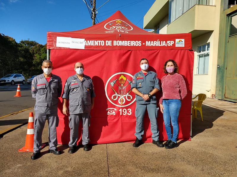 Drive Thru Solidário do Corpo de Bombeiros arrecada mais de 600 quilos de alimentos em Assis