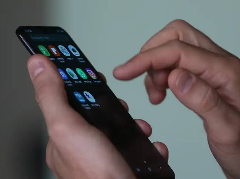 INSS alerta para golpe com aplicativo falso de reembolso