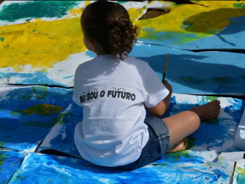 Desigualdades sociais dificultam acesso à educação infantil no Brasil