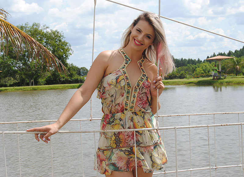 Nutricionista, dançarina e coreógrafa, Bia Trancolin, de Assis, esbanja sensualidade e irreverência