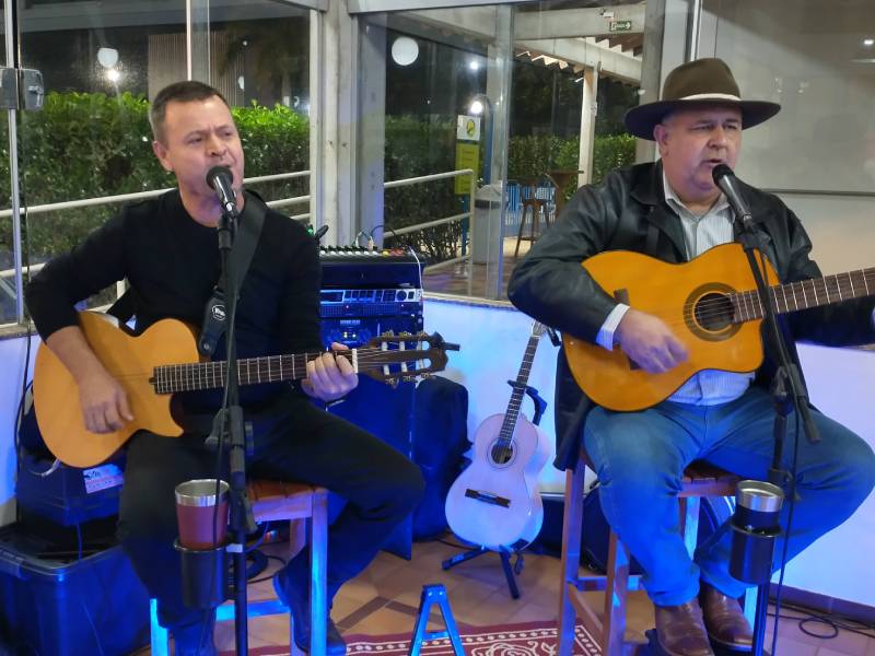 Famílias prestigiam o Jantar do Dia dos Pais na Associação dos Funcionários da Cocal