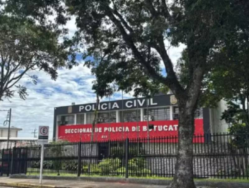 Homem é preso após revelar fotos de menores com conteúdo sexual em loja de Botucatu