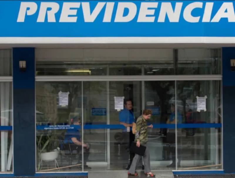 Agências do INSS abrem para atendimento extra neste sábado e domingo