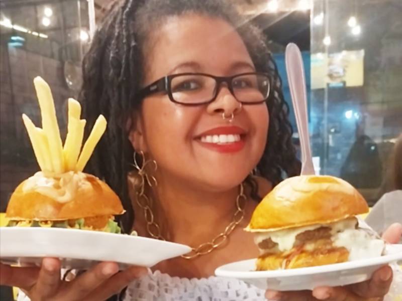 Caipirinha em dobro toda terça e quarta-feira por apenas R$19,99? Só no Bulhões Smash Burger!