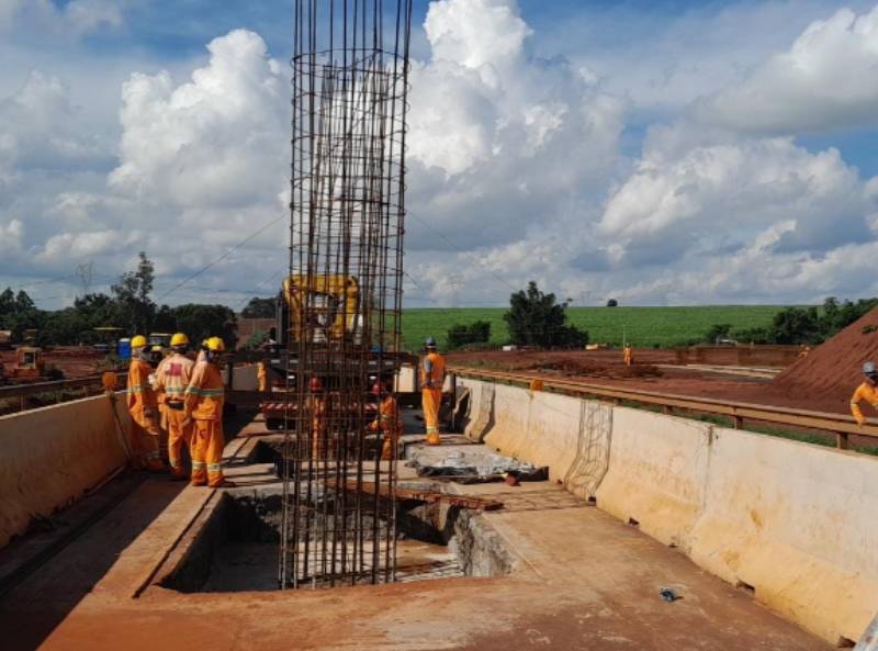 Obras da SP-333 avançam entre Assis e Florínea