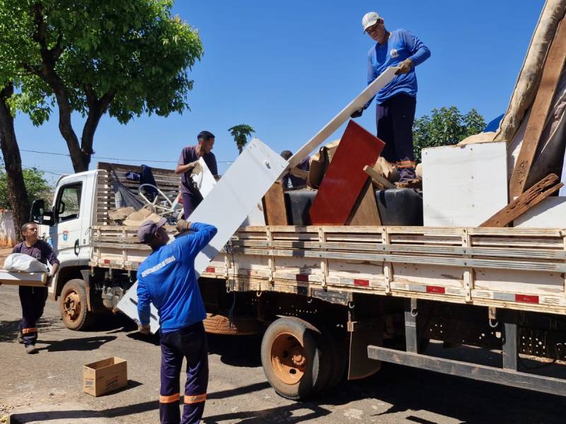 Campanha Paraguaçu Contra a Dengue chega ao bairro Rancho Alegre