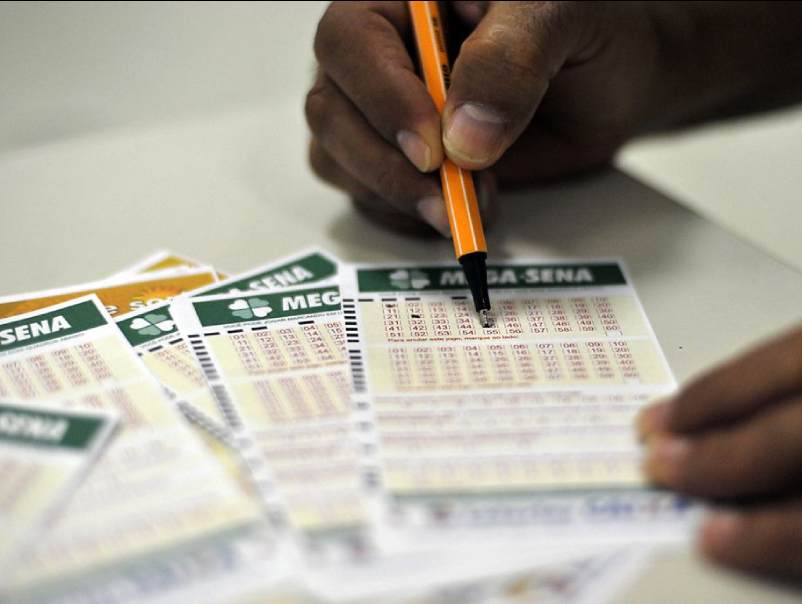 Mega-Sena acumula para R$ 170 milhões; confira os números sorteados