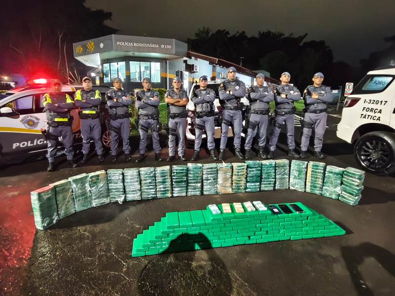 Polícia Rodoviária e Força Tática apreendem mais de 320 kg de drogas em Assis