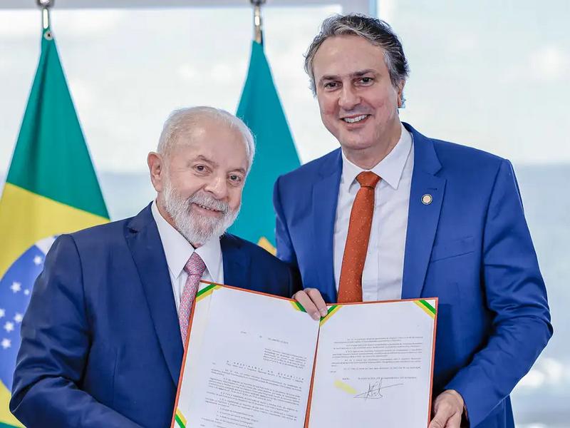 Lula sanciona lei que cria poupança para estudantes do ensino médio