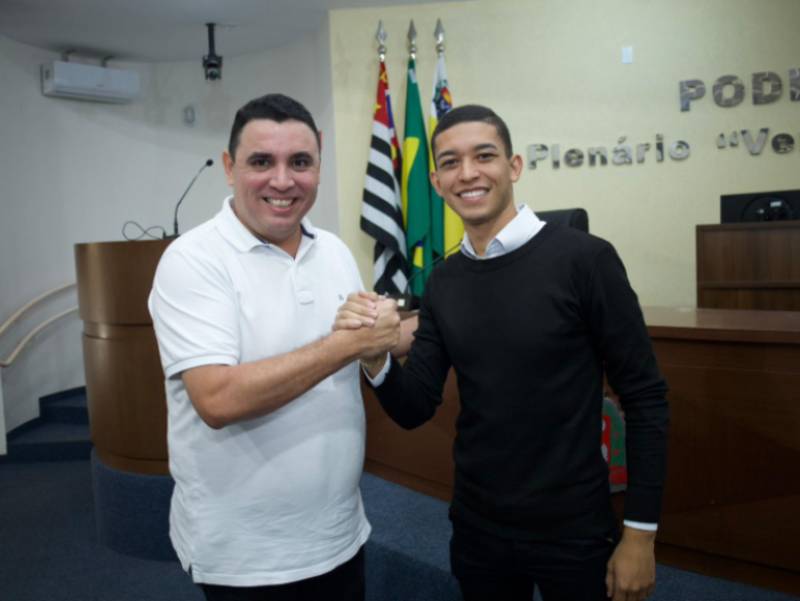 Daniel Faustino recebe coordenador de Políticas Públicas para Juventude do Estado de SP