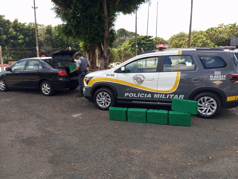 Polícia Rodoviária apreende mais de 100 kg de maconha e prende traficante em Palmital