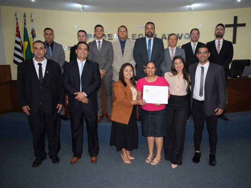 Câmara parabeniza autores da biografia de Nhô Pai, o poeta de Beijinho Doce