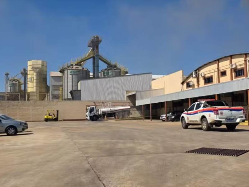 Fogo atinge empresa de importação e exportação de amendoim em Tupã